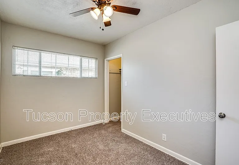 1040 E Linden St #A — Photo 17
