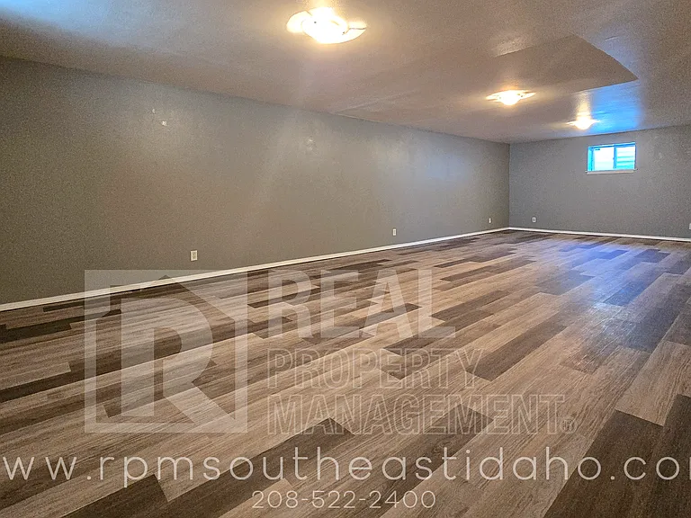 2803 E Chasewood Dr — Photo 24