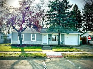 417 Montrose Dr, Romeoville, IL 60446