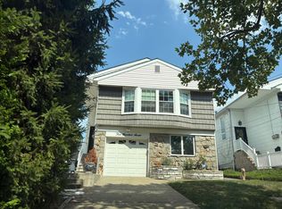 407 Mountainview Ave, Staten Island, NY 10314