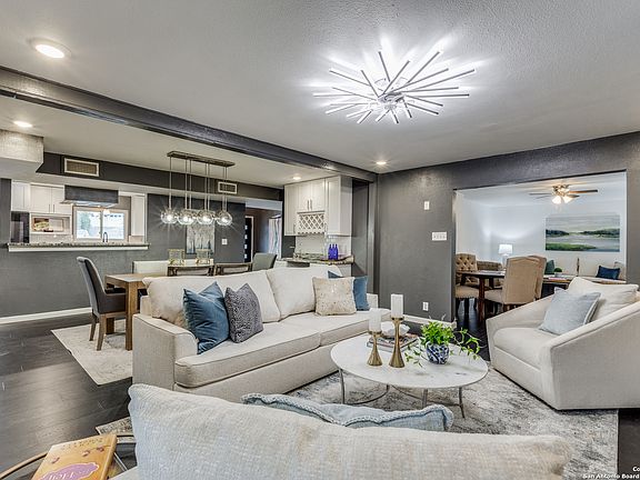 3rd image of 7110 HAGY CIR