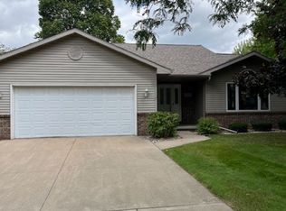 1100 S East St, Appleton, WI 54915