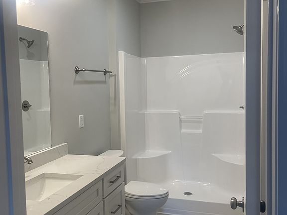 5th image of 352 Bellingham Dr NE