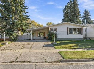 3305 W 55th Ave, Lloydminster, AB T9V 1K6