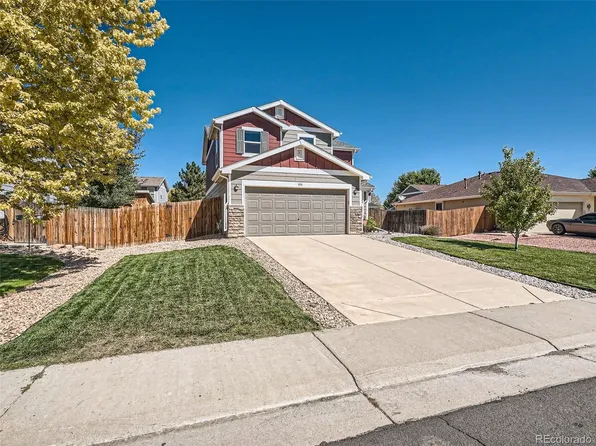 886 Ponderosa Lane, Lochbuie, CO 80603