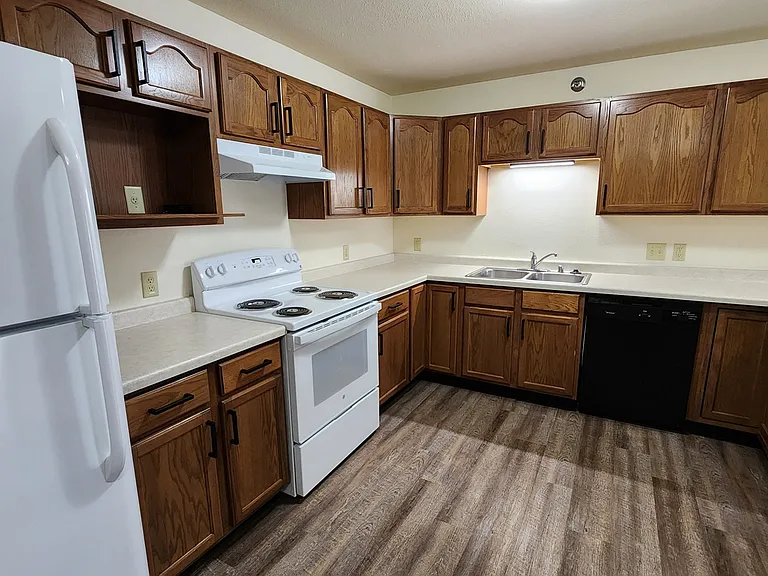 Woodbury Place- Fort Atkinson — Photo 5
