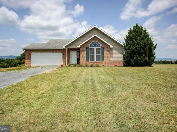 201 Curtis Ave, Newburg, PA 17240