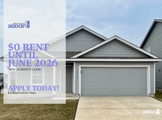 1090 Finesse Ln, New Braunfels, TX 78130