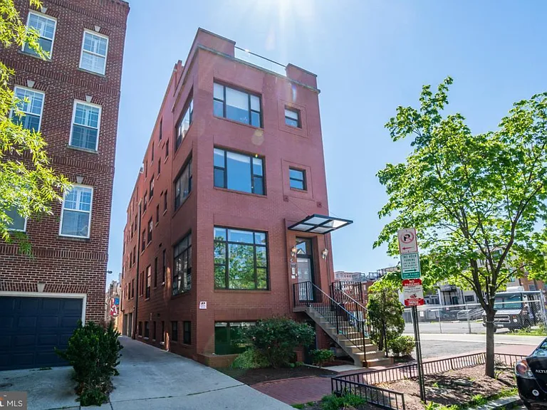 1210 V St NW #1 — Photo 2