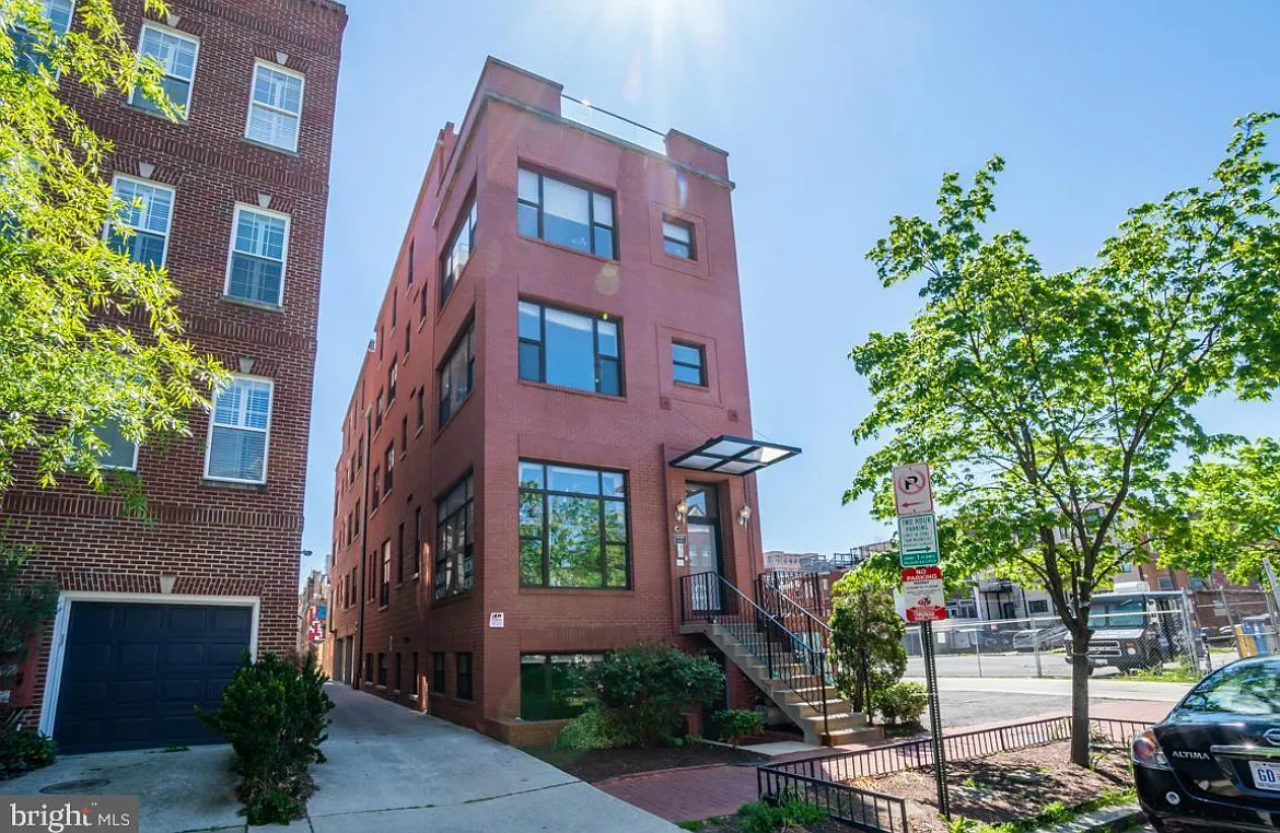 Building Photo - 1210 V St NW #1
