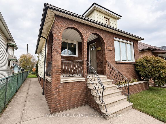2nd image of 1102 Langlois Ave
