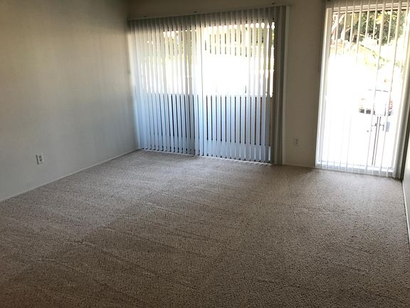 4th image of 781 S Nardo Ave APT O17