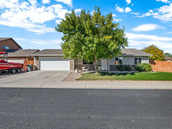 2952 Red Cloud Ln, Grand Junction, CO 81504