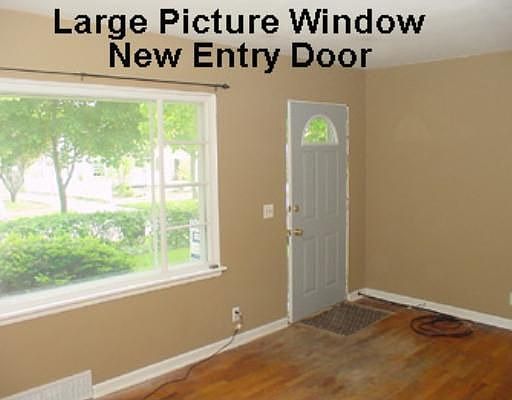 2nd image of 537 Maplehill Ave