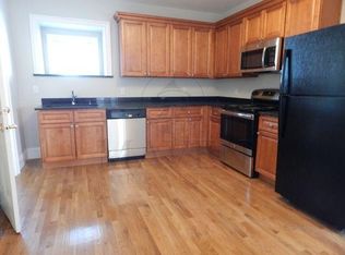 55 Springfield St #3, Somerville, MA 02143