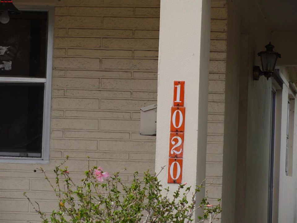 2nd image of 1020 W 31st St