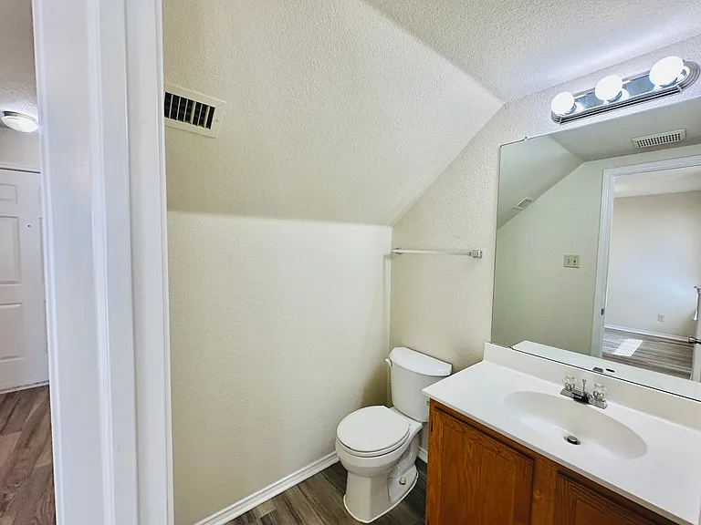 8814 Schick Rd — Photo 14