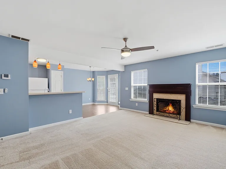 247 Cottonwood Creek Cir #1 — Photo 10