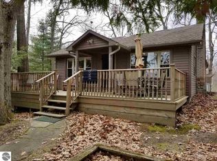 10018 N Pritchard Dr, Stanwood, MI 49346