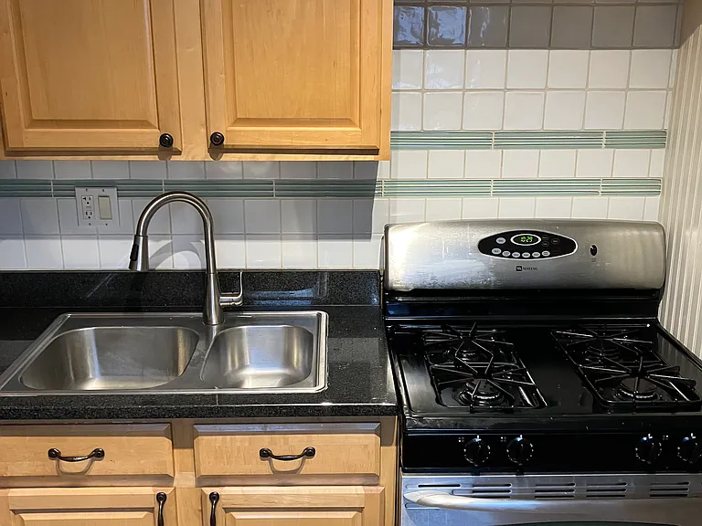 311 E Lewiston Ave — Photo 27