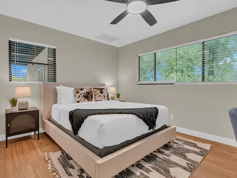 821 N Sawtelle Ave — Photo 8