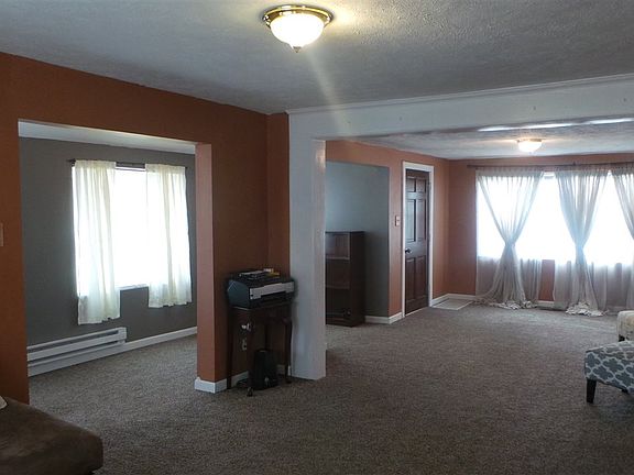 2nd image of 1019 Johnson St