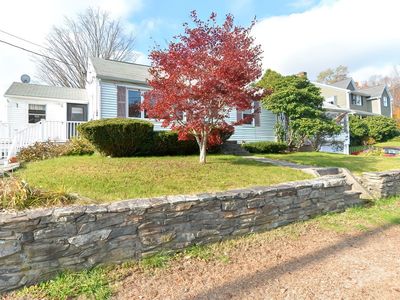 62 A&b Burbank St, Millbury, MA, 01527