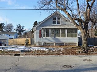 24 Joseph St, Springfield, MA 01119