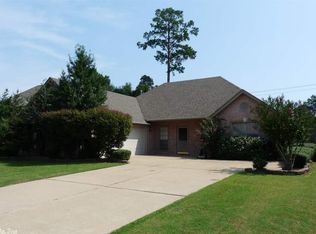 127 Margeaux Dr, Maumelle, AR 72113
