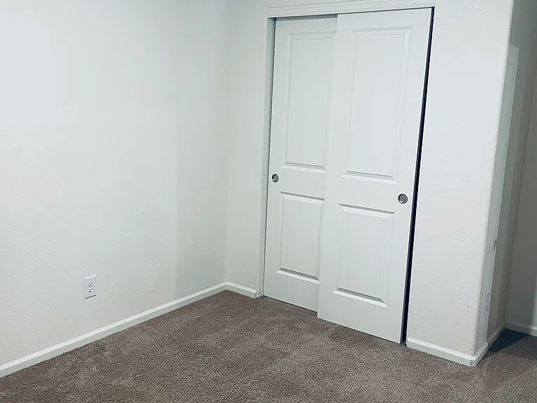 47340 Lilac Ave — Photo 6