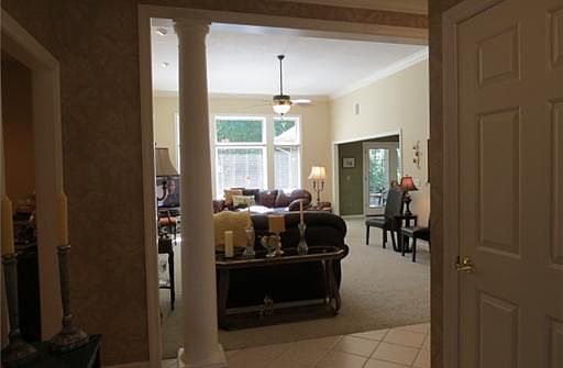 3rd image of 1114 Willow Bridge Ln