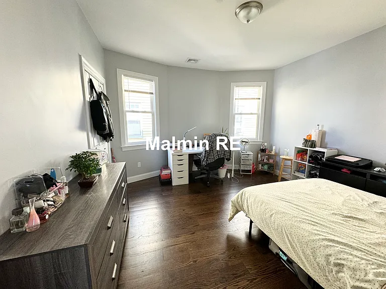 17 Harvard Ter #2 — Photo 8