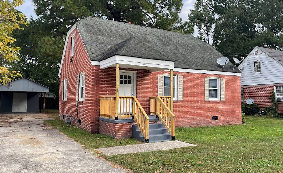1st image of 1316 Hill St