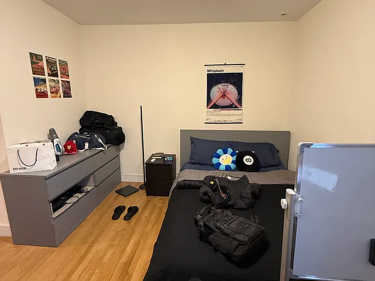 877 Beacon St #1A — Photo 1