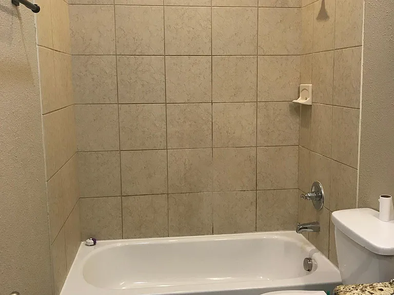 1012 McGowen St #1-2-4 — Photo 15