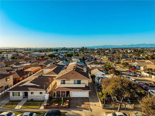 4313 W 133rd St, Hawthorne, CA 90250
