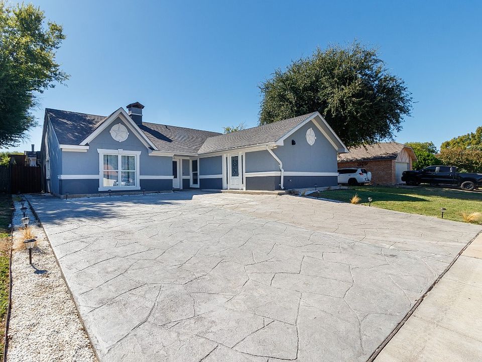1st image of 2110 Pennington Dr