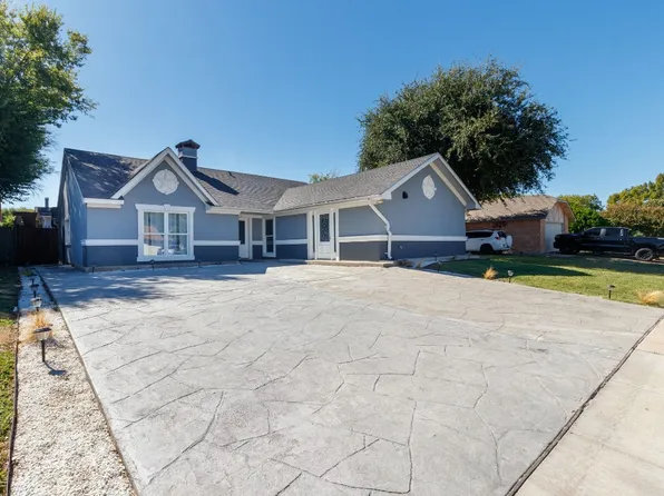 2110 Pennington Dr, Arlington, TX 76014