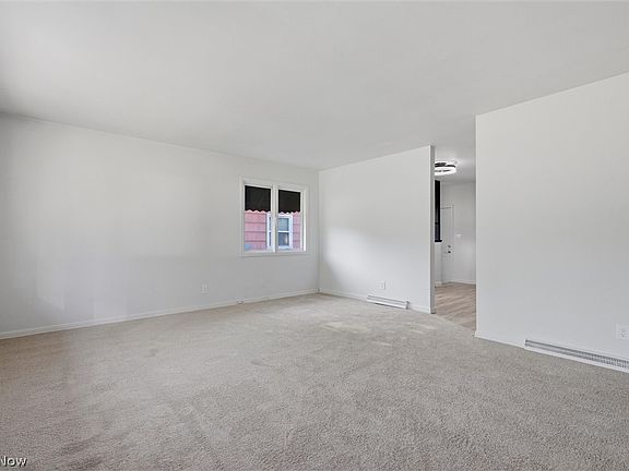 3rd image of 2105 Stewart Dr NW