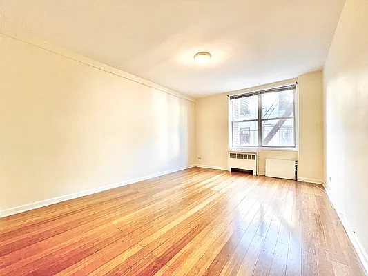 Rented by Keller Williams NYC | media 18