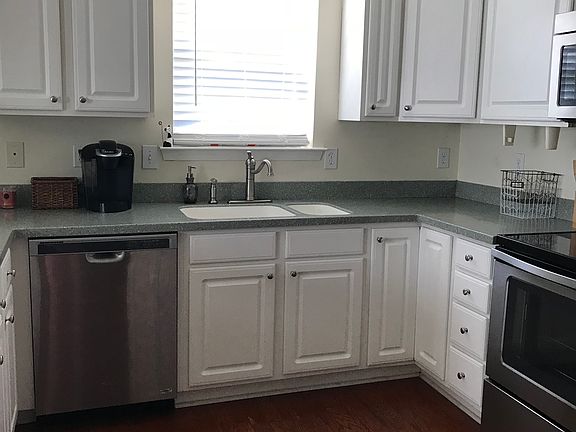 2nd image of 414 Shoally Brook Dr