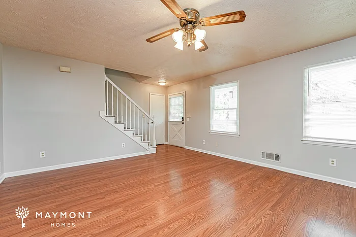 1205 Masters Ln — Photo 7