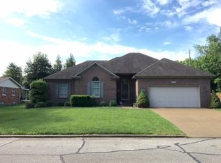 2215 E Blackford Ave, Evansville, IN 47714