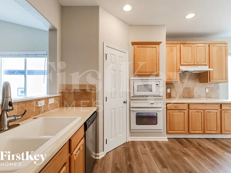 22640 E River Chase Way — Photo 6