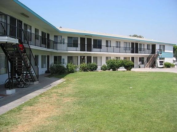 Courtyard II