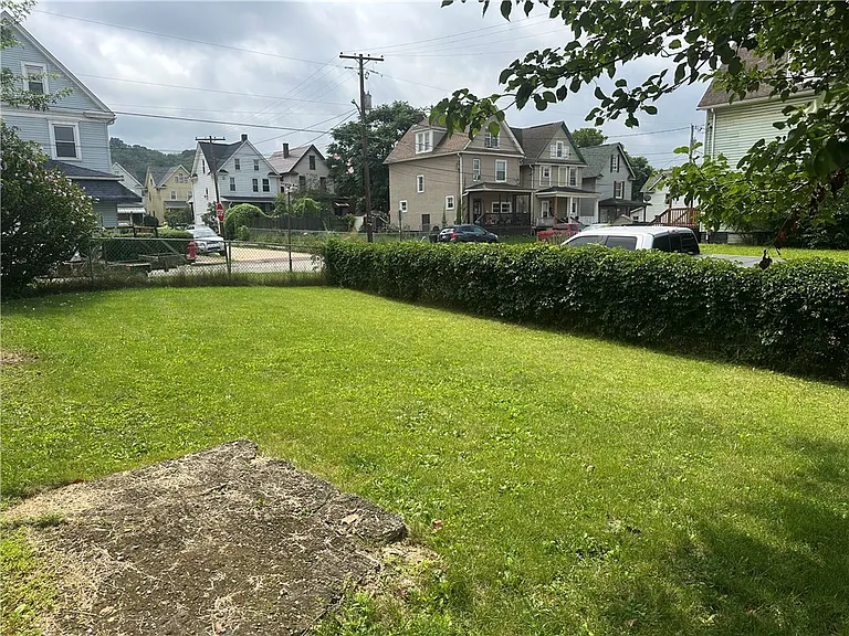 431 W Wayne St — Photo 26