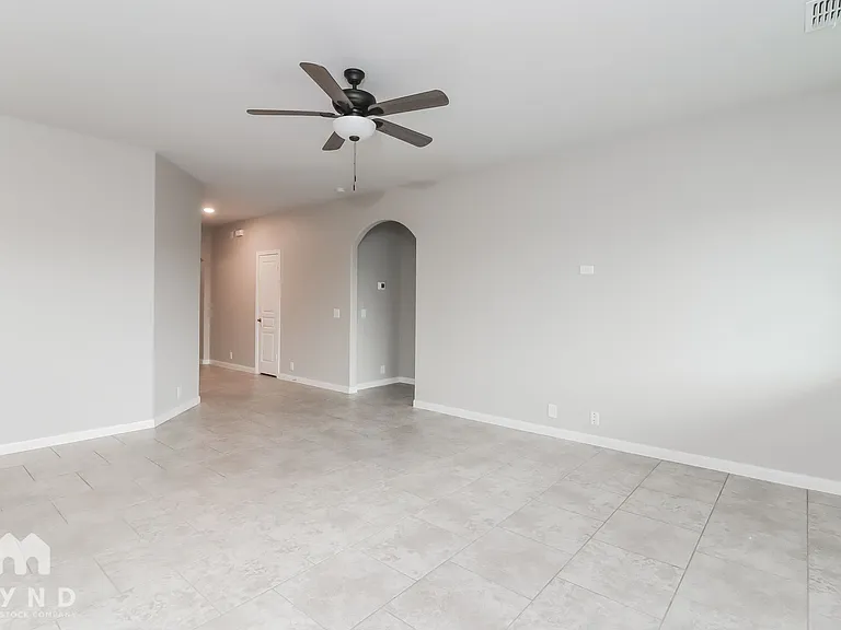 12325 Treeline Dr — Photo 7