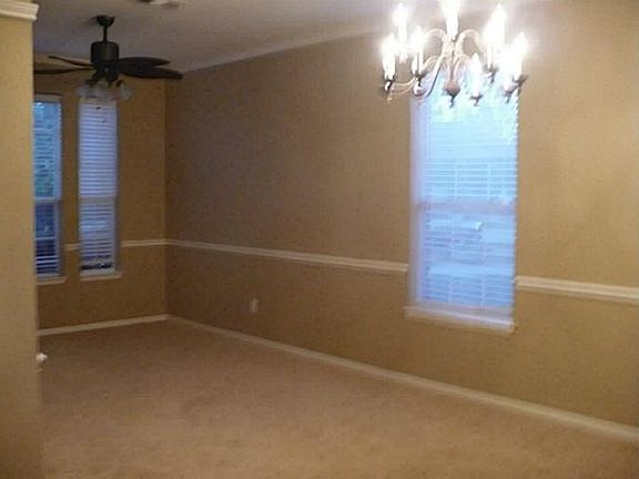 3rd image of 4103 Orchid Ln