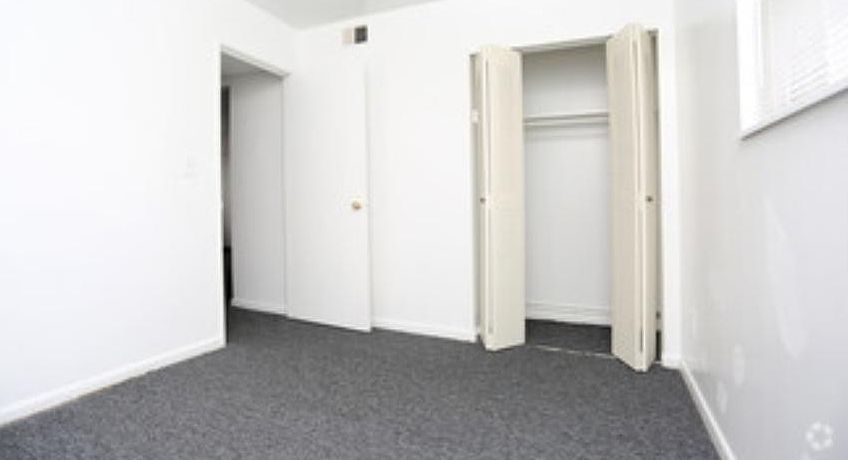 1st image of 106 Minette Cir #109