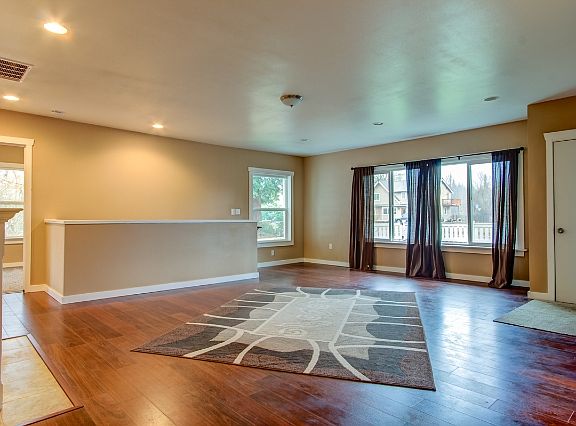 2nd image of 14611 128th St E